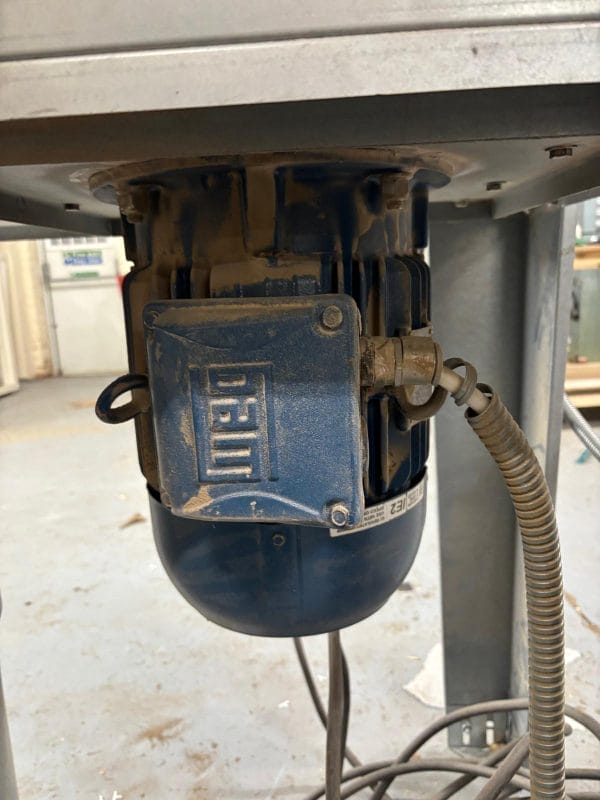 USED Fully Clad 3 Bin Dust Extractor - Image 4